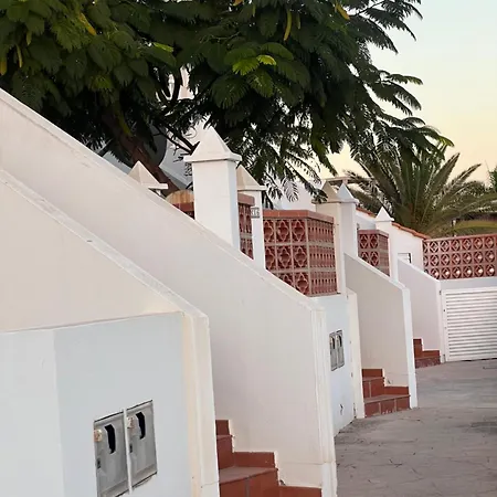 Magnolias -villa Adosada Con Piscina Privada.