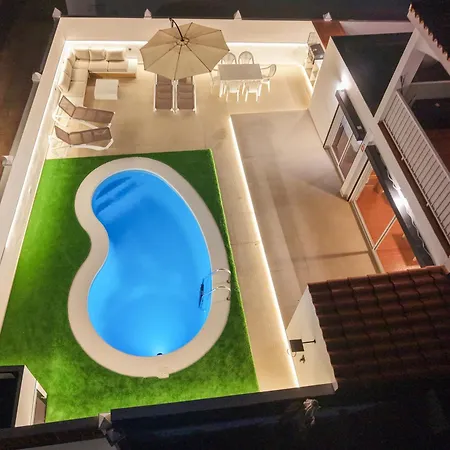 Las Magnolias- Villa With Private Pool & Bbq Κοραλέχο