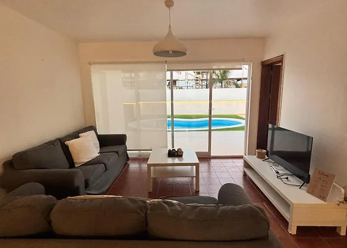 LAS MAGNOLIAS- Villa adosada con piscina privada