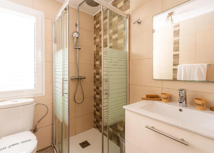 LAS MAGNOLIAS- Villa adosada con piscina privada Appartamento